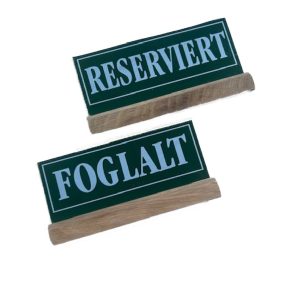 Foglalt fatábla talpas méregzöld